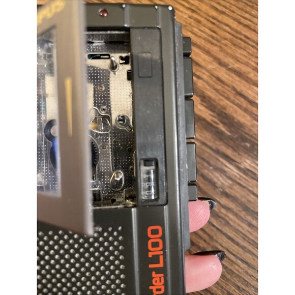 Vintage Olympus Pearlcorder L100 Micro Cassette Recorder Tested - Picture 3 of 8